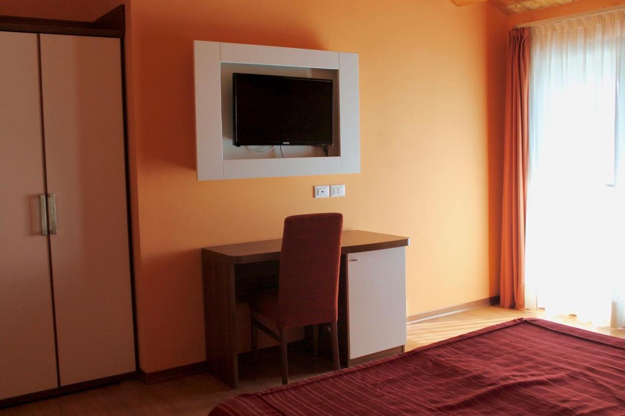 Hotel Vienna 卡奥莱 外观 照片