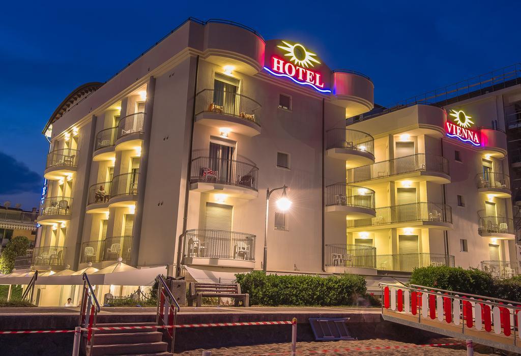 Hotel Vienna 卡奥莱 外观 照片